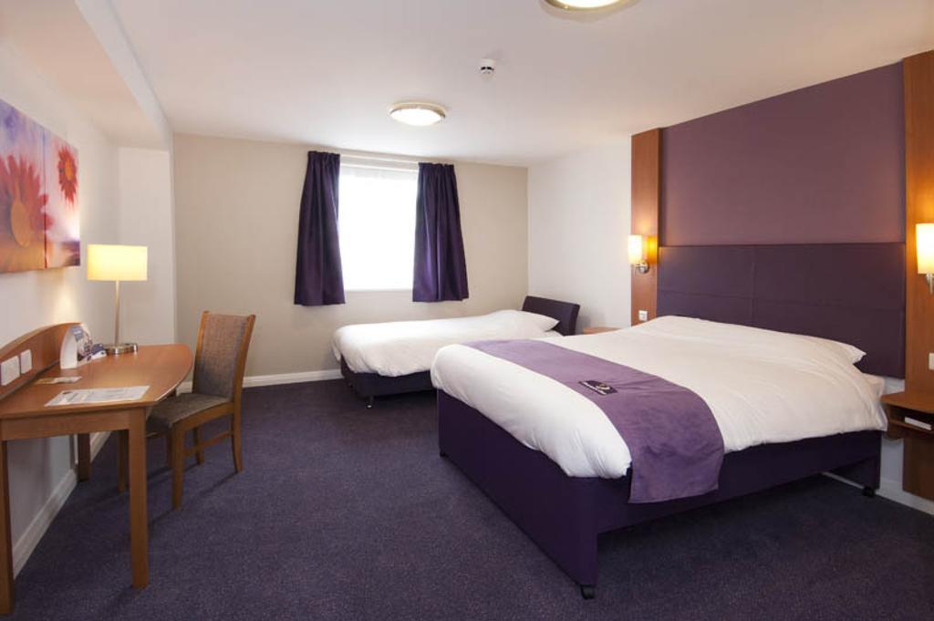Premier Inn Cardiff Roath Habitación foto
